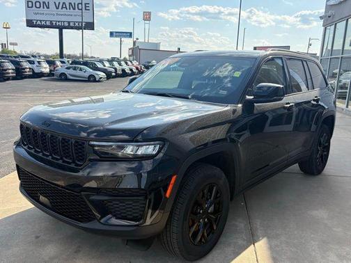 2024 Jeep Grand Cherokee Altitude