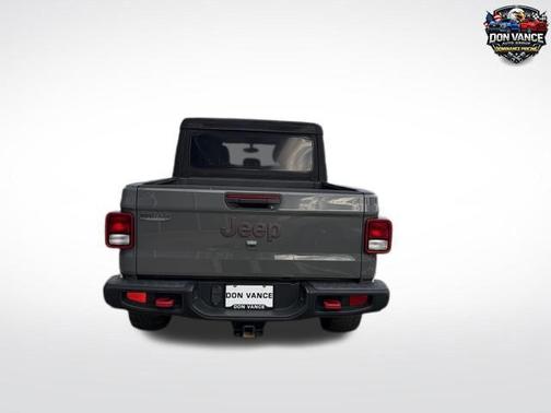 Sting-Gray Clearcoat 2022 Jeep Gladiator Rubicon