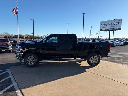 2026 RAM 3500 Big Horn Crew Cab 4x4 6'4' Box