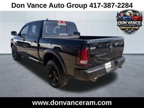 Diamond Black Crystal Pearlcoat 2022 RAM 1500 Classic Warlock Crew Cab 4x4 5'7' Box