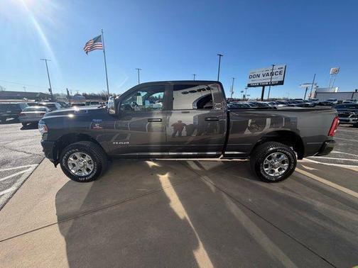 2024 RAM 2500 Laramie Crew Cab 4x4 6'4' Box