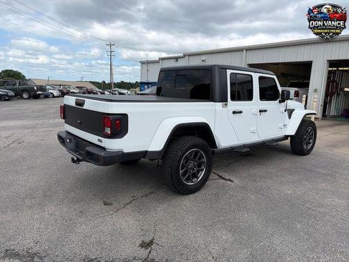 Bright White Clearcoat 2021 Jeep Gladiator Overland