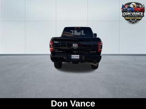 2024 RAM 2500 Laramie Crew Cab 4x4 6'4' Box