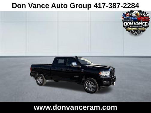 Diamond Black Crystal Pearlcoat 2024 RAM 2500 Laramie Crew Cab 4x4 6'4' Box