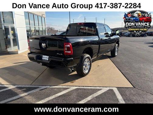 Diamond Black Crystal Pearlcoat 2024 RAM 2500 Laramie Crew Cab 4x4 6'4' Box