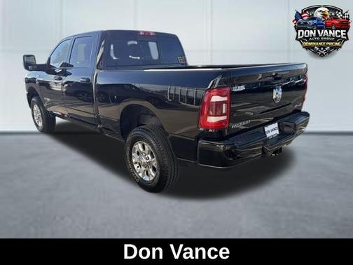 2024 RAM 2500 Laramie Crew Cab 4x4 6'4' Box