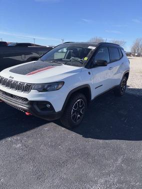 2024 Jeep Compass Trailhawk
