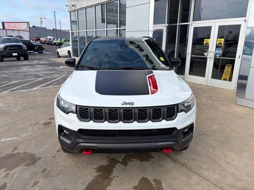 2024 Jeep Compass Trailhawk