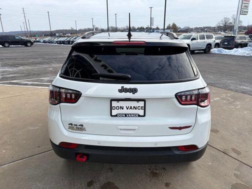 2024 Jeep Compass Trailhawk