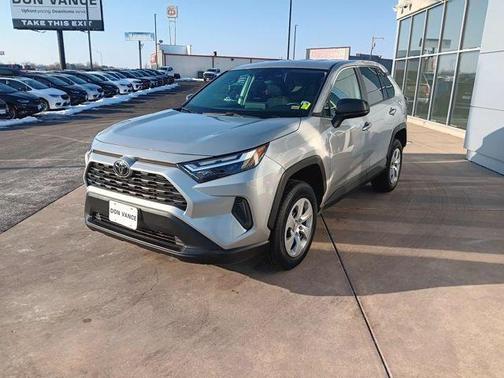 2024 Toyota RAV4 LE