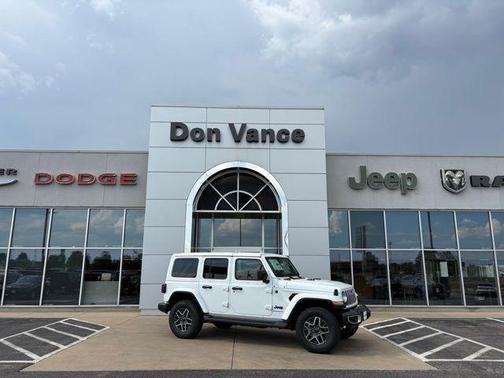 2025 Jeep Wrangler 4-Door Sahara 4x4