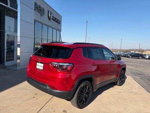 Red Hot Pearlcoat 2026 Jeep Compass Latitude