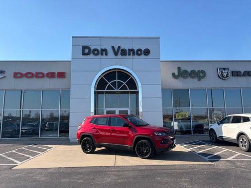 Red Hot Pearlcoat 2026 Jeep Compass Latitude