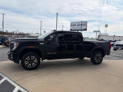 Onyx Black 2023 GMC Sierra 3500 AT4