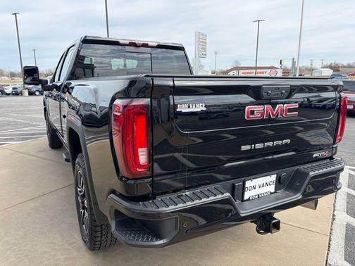 Onyx Black 2023 GMC Sierra 3500 AT4