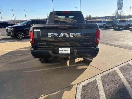2026 RAM 2500 Big Horn Crew Cab 4x4 6'4' Box