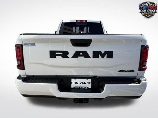 Bright White Clearcoat 2026 RAM 2500 Black Express Crew Cab 4x4 8' Box