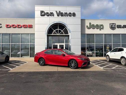 2024 Toyota Camry SE