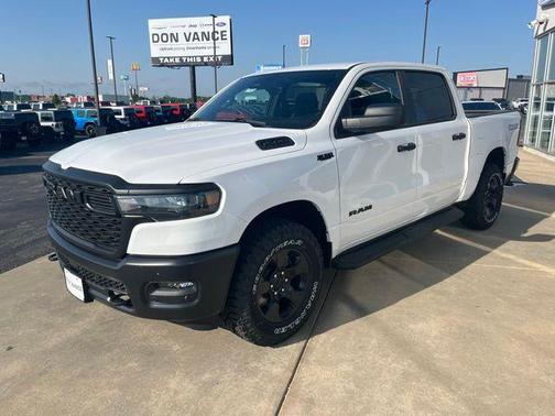 2025 RAM 1500 Warlock Crew Cab 4x4 5'7' Box
