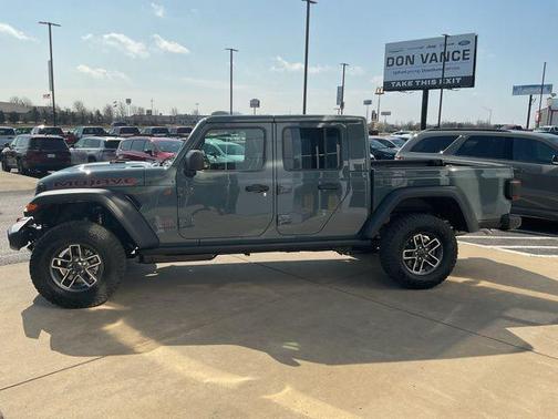 2026 Jeep Gladiator Mojave 4x4