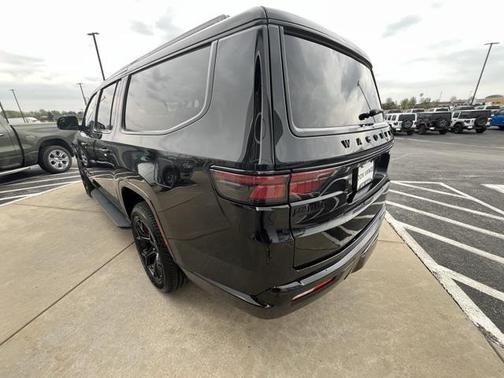 2024 Jeep Wagoneer L Series II Carbide 4x4