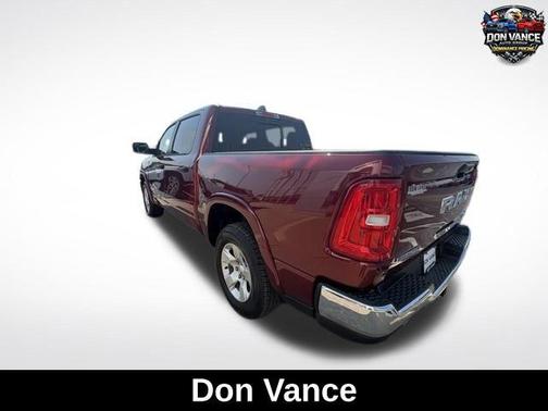 Delmonico Red Pearlcoat 2025 RAM 1500 Big Horn/Lone Star