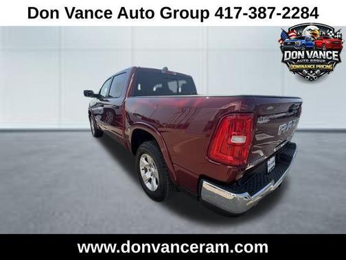 Delmonico Red Pearlcoat 2025 RAM 1500 Big Horn/Lone Star