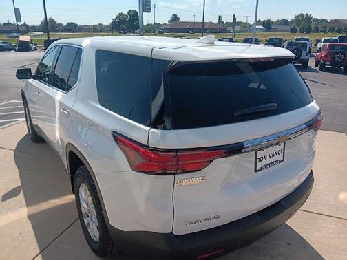 2022 Chevrolet Traverse LS