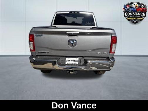 Billet Silver Metallic Clearcoat 2022 RAM 3500 Big Horn Crew Cab 4x4 6'4' Box
