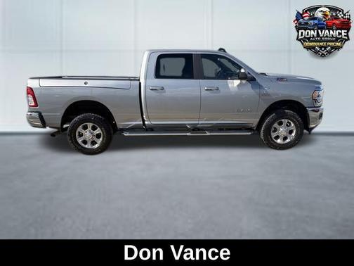 Billet Silver Metallic Clearcoat 2022 RAM 3500 Big Horn Crew Cab 4x4 6'4' Box