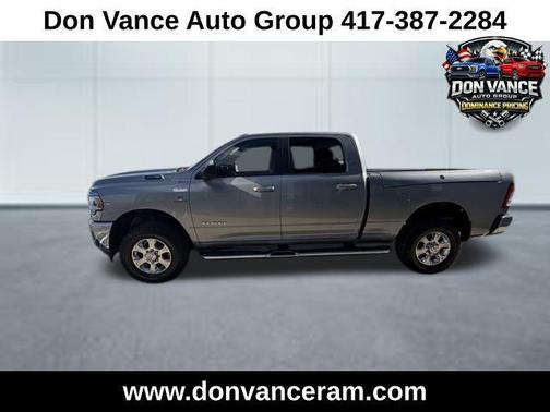 2022 RAM 3500 Big Horn Crew Cab 4x4 6'4' Box