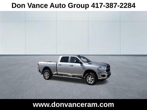 2022 RAM 3500 Big Horn Crew Cab 4x4 6'4' Box