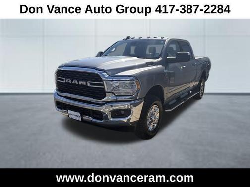 2022 RAM 3500 Big Horn Crew Cab 4x4 6'4' Box