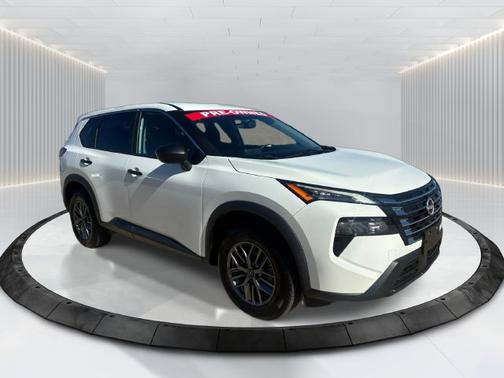 Glacier White 2024 Nissan Rogue S