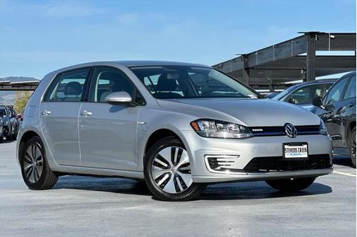 2019 Volkswagen e-Golf SE