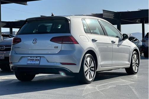 2019 Volkswagen e-Golf SE