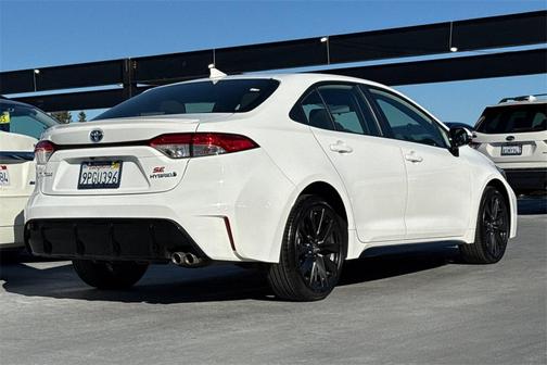 2024 Toyota Corolla Hybrid SE