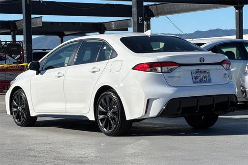 2024 Toyota Corolla Hybrid SE