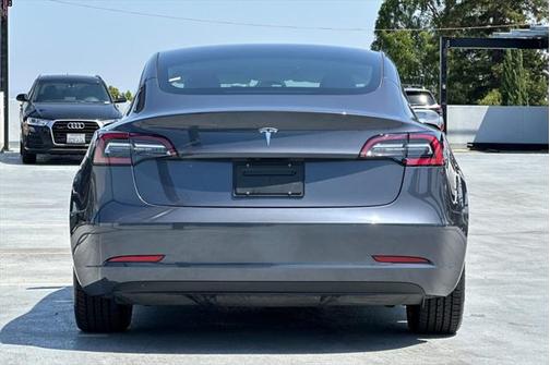 2023 Tesla Model 3 Standard Range