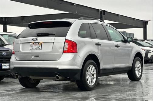 2014 Ford Edge SE