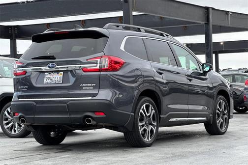2024 Subaru Ascent Limited 8-Passenger