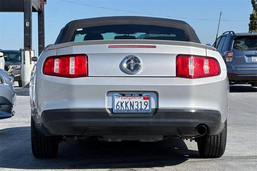 2010 Ford Mustang Base