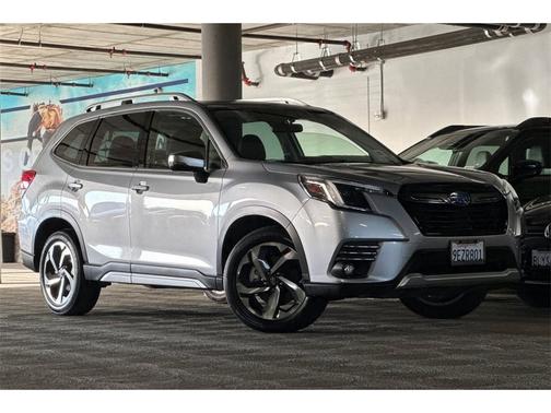 2023 Subaru Forester Touring