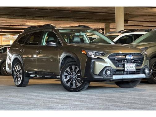Green Metallic 2023 Subaru Outback Limited