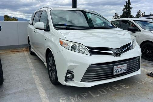 2018 Toyota Sienna SE