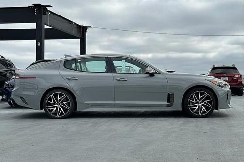 2022 Kia Stinger GT-Line