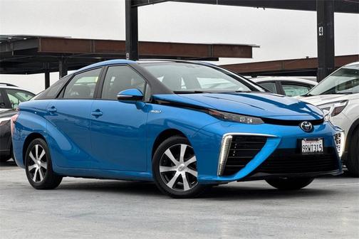 2017 Toyota Mirai Base