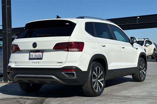 2022 Volkswagen Taos 1.5T SE