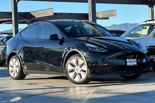 2023 Tesla Model Y Long Range Dual Motor All-Wheel Drive