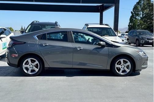 2017 Chevrolet Volt LT